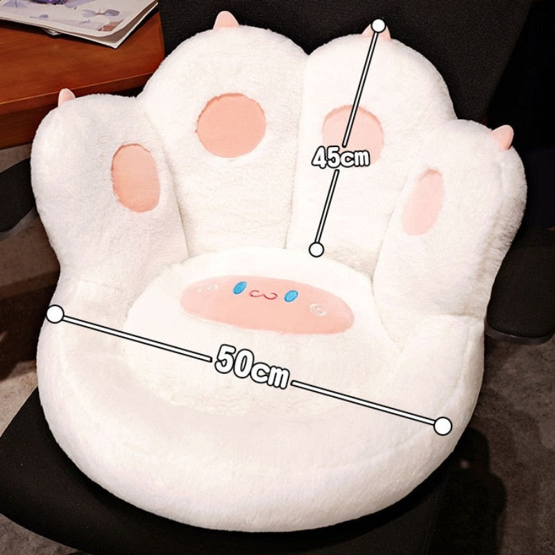 Oreiller en forme de patte de chat
