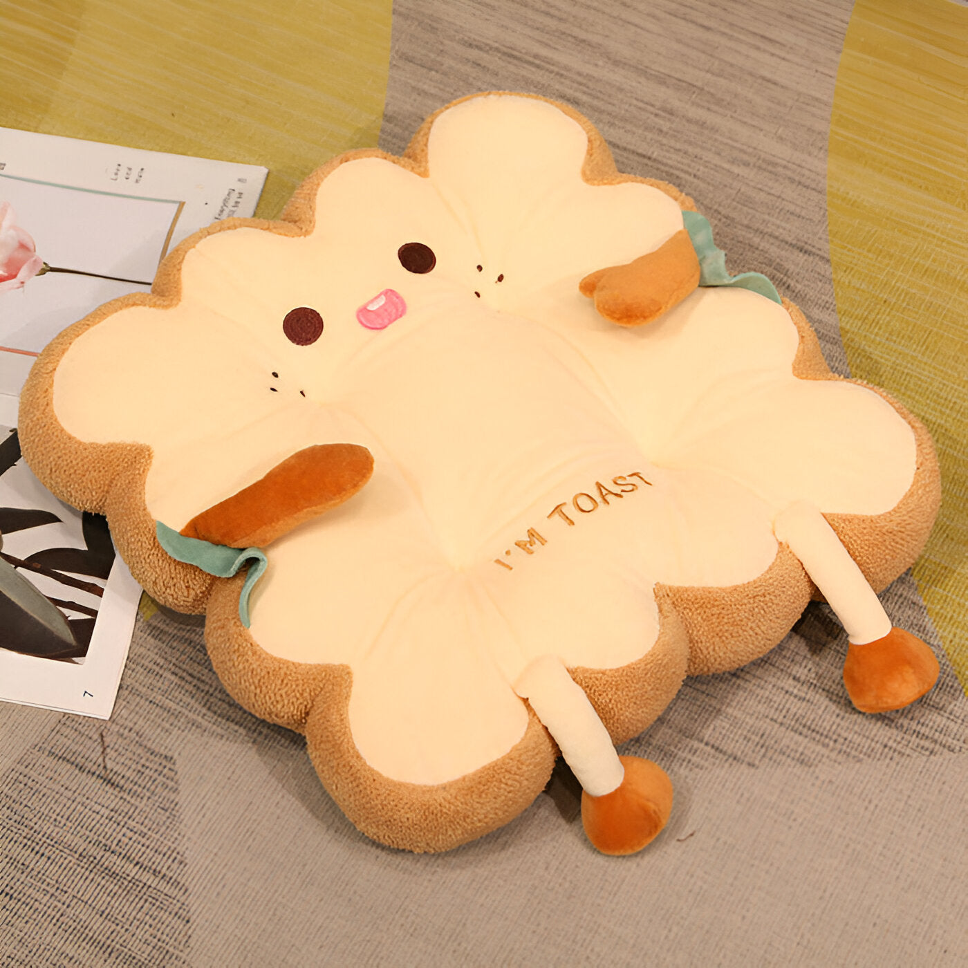 Coussin en peluche Toast mignon