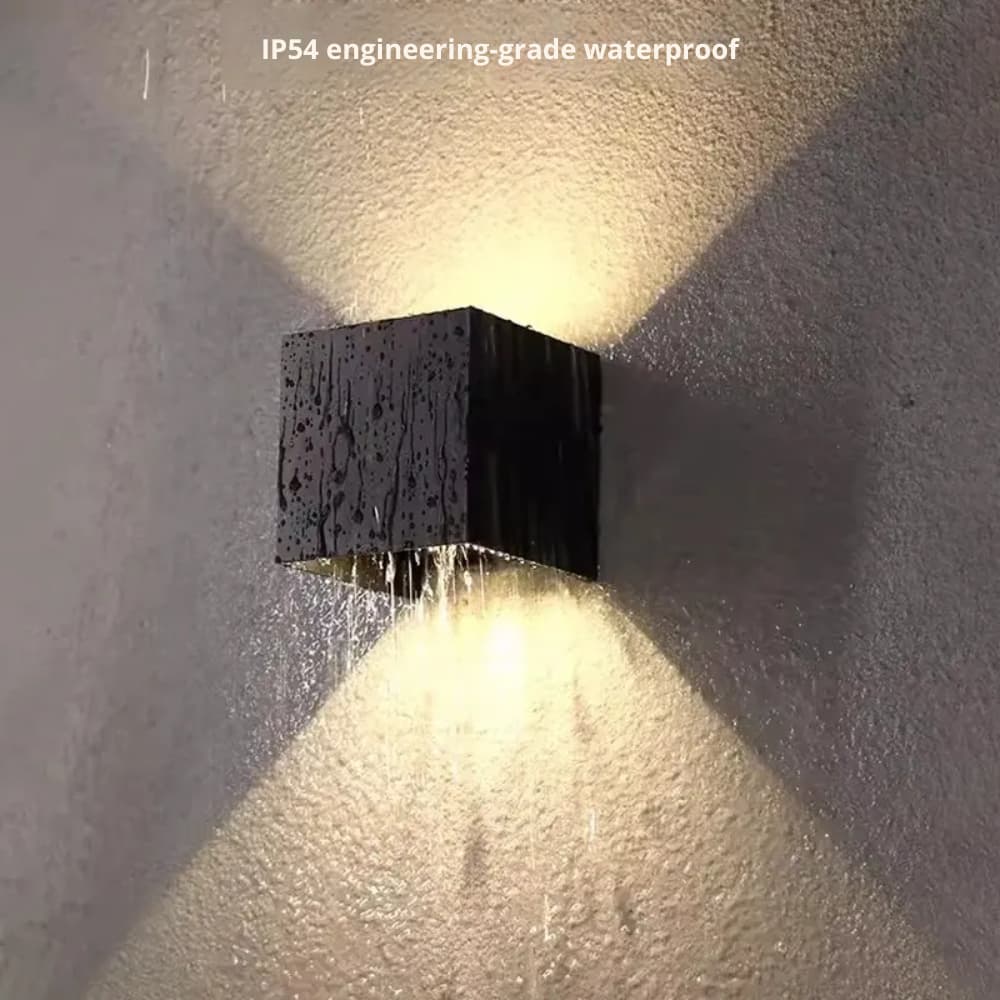 Weatherproof Solar Powered Wall Lamp